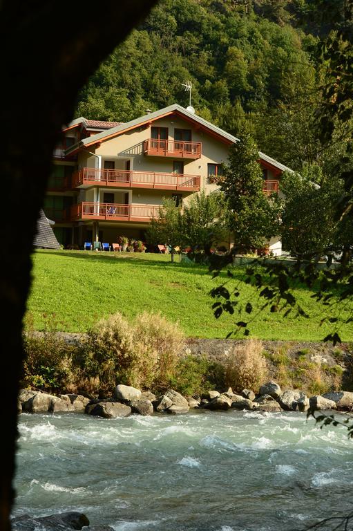 La Casa Al Noce Aparthotel Mezzana  Rom bilde
