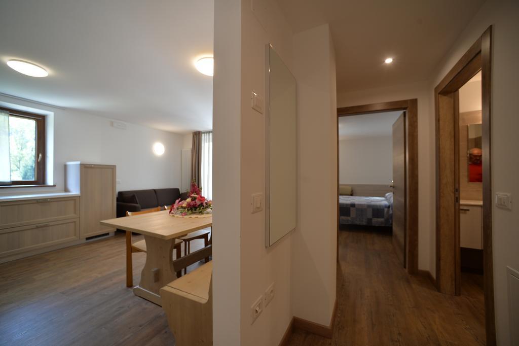 La Casa Al Noce Aparthotel Mezzana  Eksteriør bilde