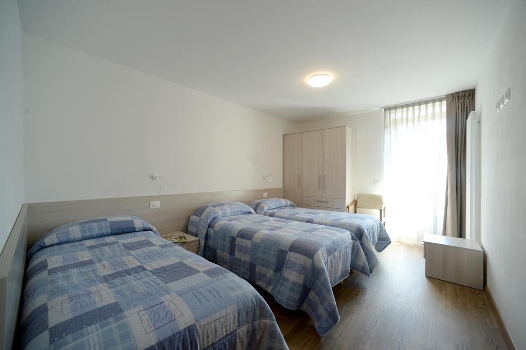 La Casa Al Noce Aparthotel Mezzana  Eksteriør bilde